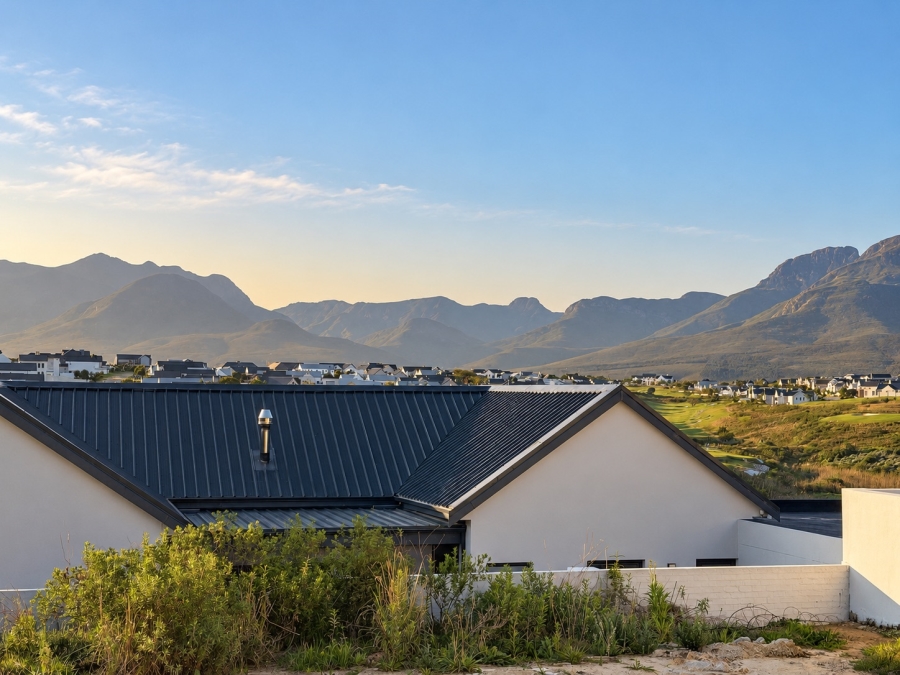 0 Bedroom Property for Sale in Kingswood Golf Estate Western Cape